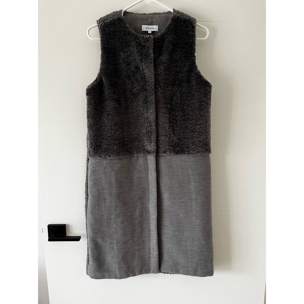 Sienna long vest